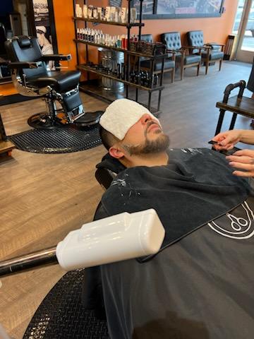 barber services with hot towel